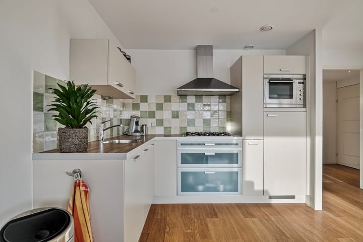 Foto 19 van Midden-Scheepvaartstraat 29