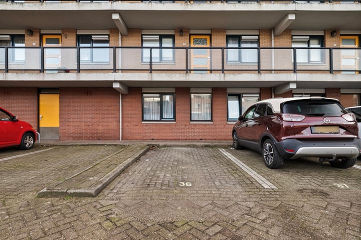 Foto 33 van Midden-Scheepvaartstraat 29