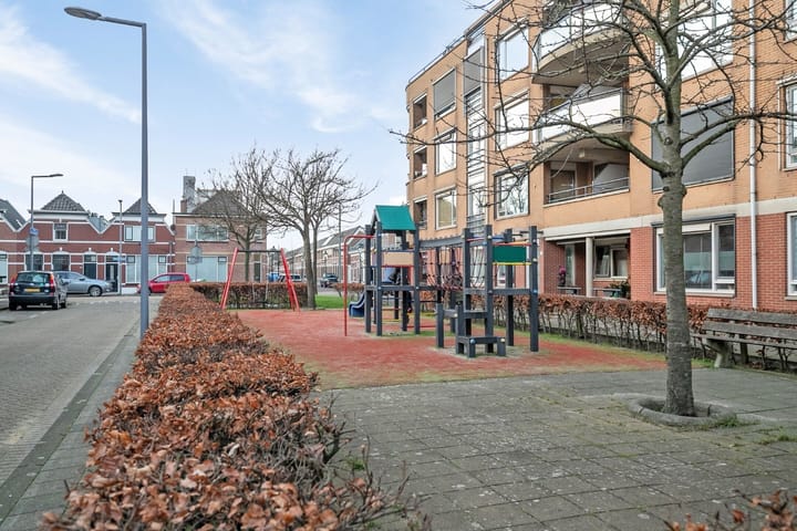 Foto 34 van Midden-Scheepvaartstraat 29