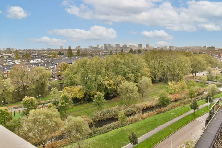 Photo 13 of Titus van Rijnstraat 164