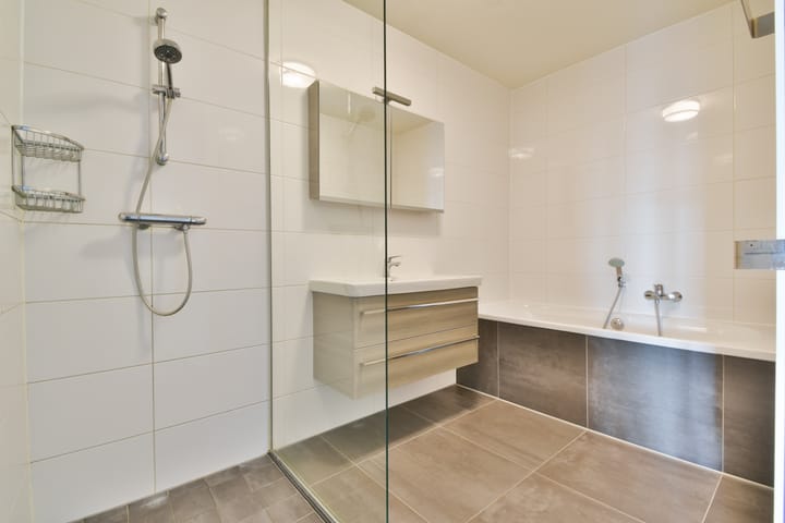 Photo 22 of Titus van Rijnstraat 164