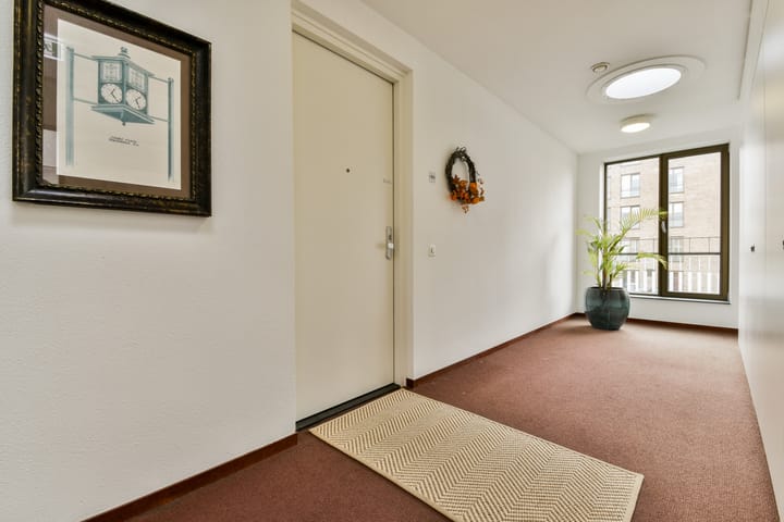 Photo 30 of Titus van Rijnstraat 164