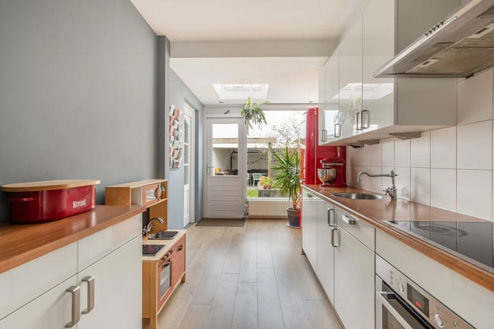 Foto 7 van Dirk Staalweg 84