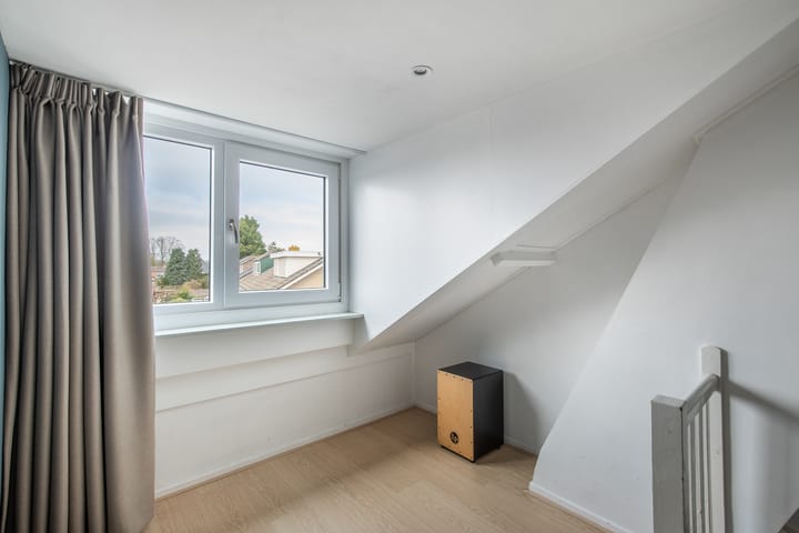 Foto 16 van Dirk Staalweg 84