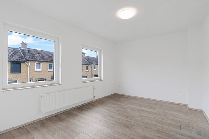 Foto 15 van Kleikoeleweg 37