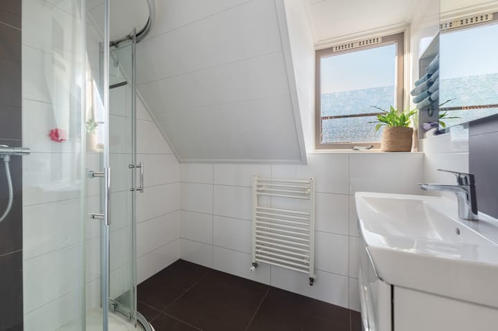 Foto 32 van Finsestraat 16