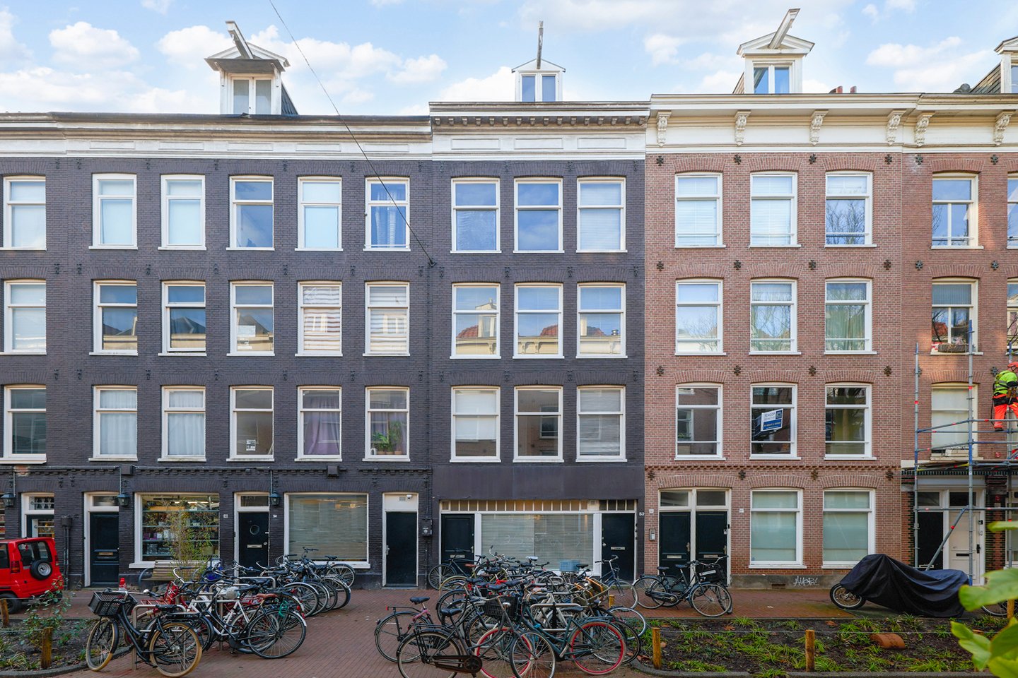 View photo 1 of Saenredamstraat 52-1