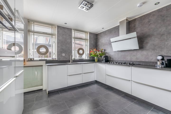 Foto 11 van Tuinstraat 6