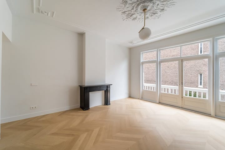 Foto 2 van Van Breestraat 73-C