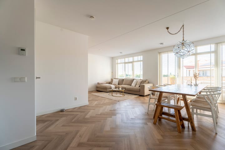 Foto 10 van De Klok 357