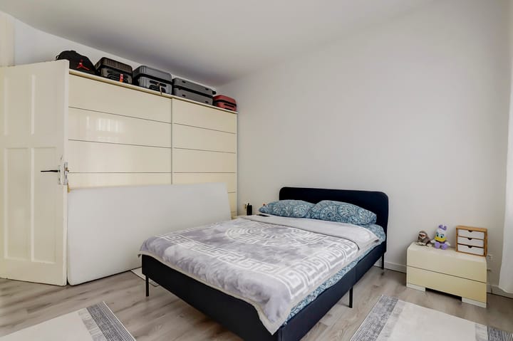 Foto 15 van Hoenderloostraat 32