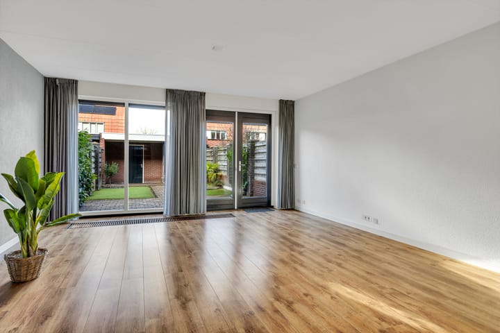 Foto 6 van Walstein 77