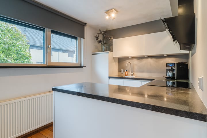 Foto 8 van Distelbergstraat 20