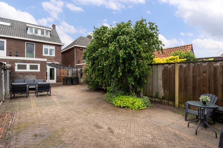 Foto 4 van Van Riebeekstraat 78