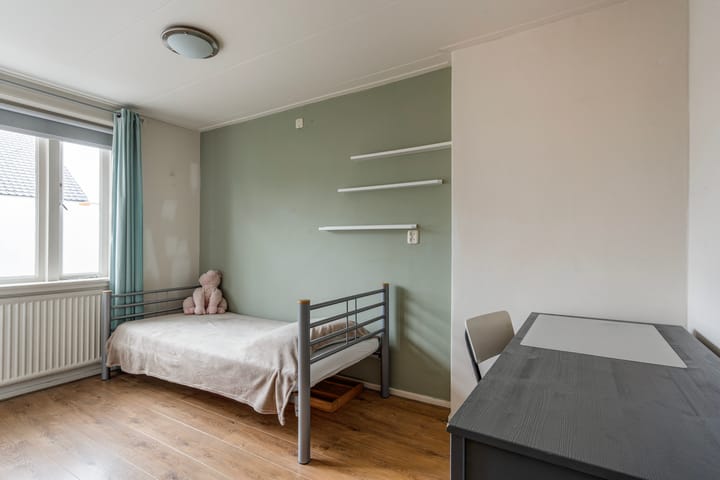 Foto 21 van Van Riebeekstraat 78