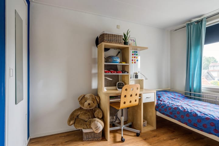 Foto 23 van Van Riebeekstraat 78