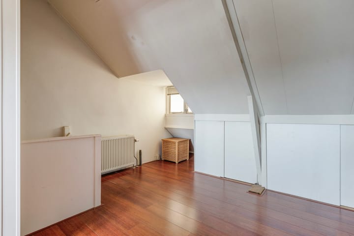 Foto 25 van Van Riebeekstraat 78