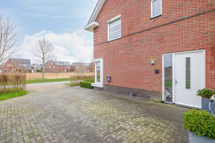 Foto 7 van Vederkruid 13