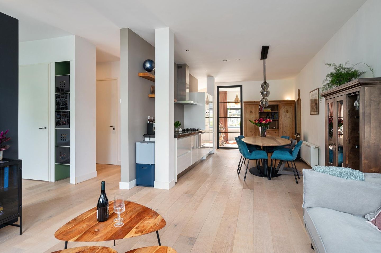 Foto 1 van Coolhaven 166-B