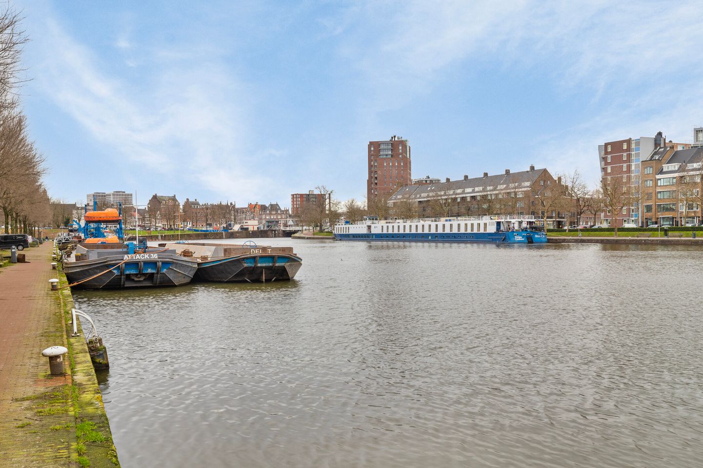 Foto 4 van Coolhaven 166-B