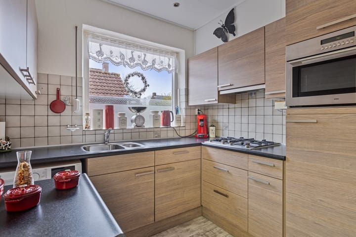 Foto 4 van Burg.Janssensstraat 2