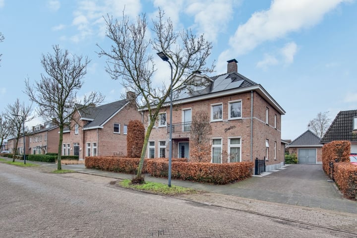 Bekijk foto van Raadhuisstraat 29