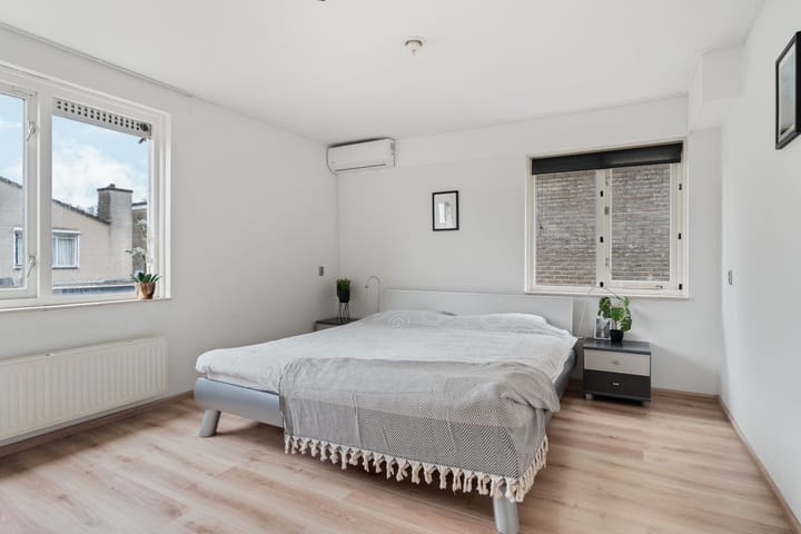 Foto 4 van K.P.C. de Bazelstraat 6