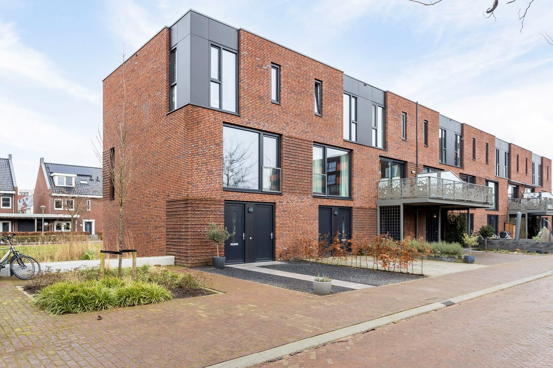 Photo 1 of Stuivenbergheem 18