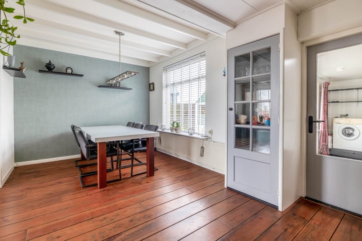 Foto 10 van Middenweg 17