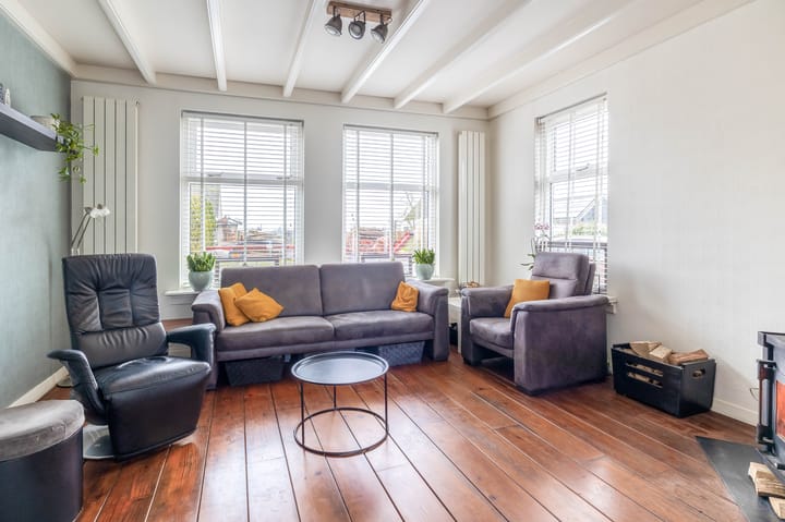 Foto 12 van Middenweg 17