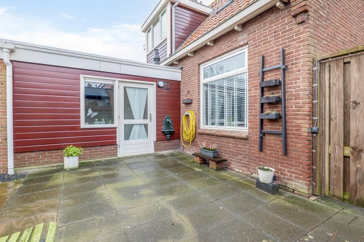 Foto 28 van Middenweg 17