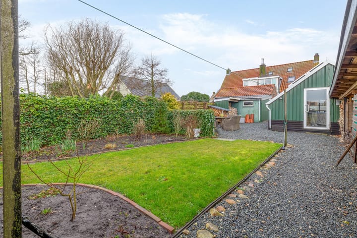 Foto 36 van Middenweg 17