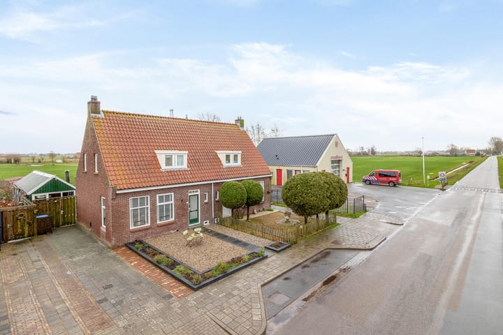 Foto 40 van Middenweg 17