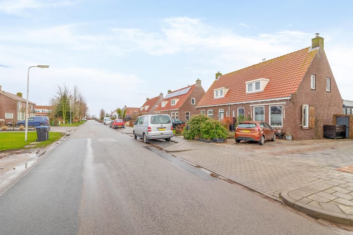 Foto 42 van Middenweg 17