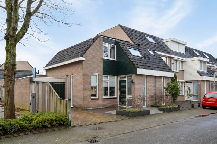 Foto 35 van het Bovenwiel 11