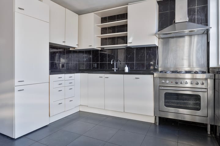 Foto 11 van De Gasperistraat 11