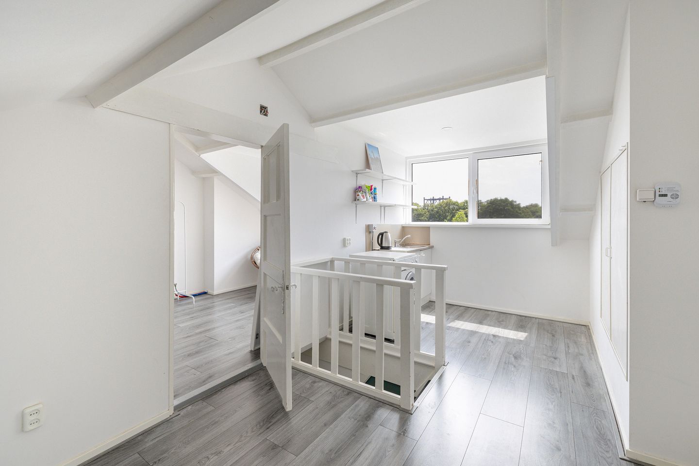 Foto 34 van Burgemeester Knappertlaan 177-A