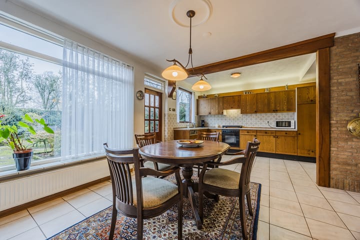 Foto 7 van Duizendschoonstraat 34