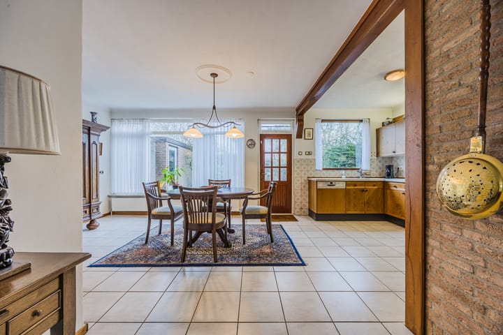 Foto 11 van Duizendschoonstraat 34