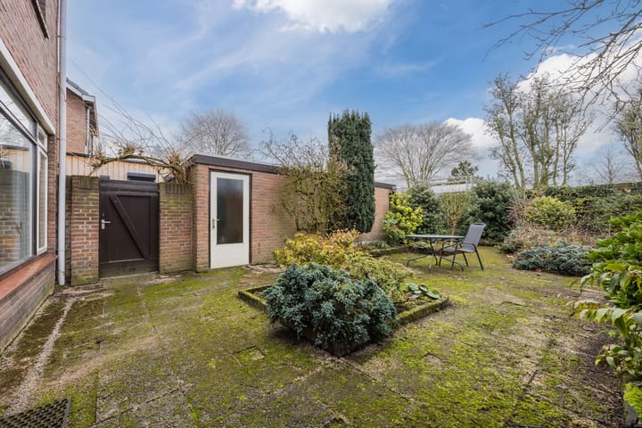 Foto 31 van Duizendschoonstraat 34