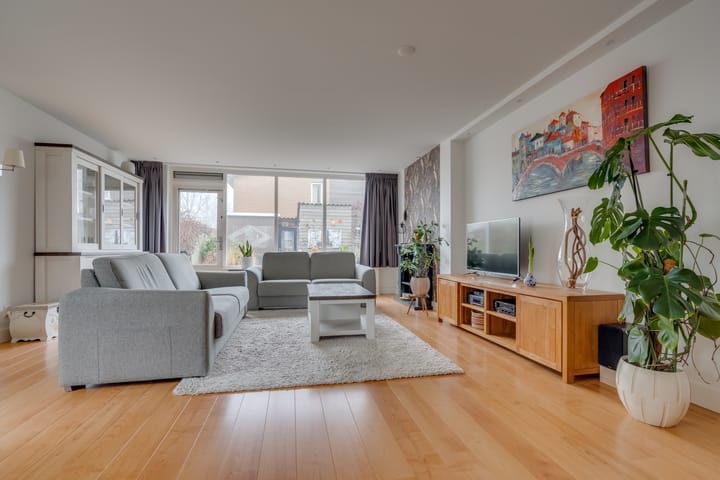 Foto 3 van Loethoelilaan 39