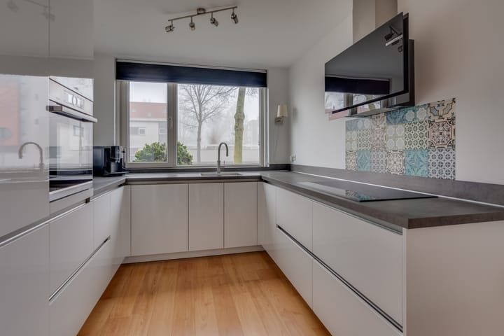 Foto 4 van Loethoelilaan 39