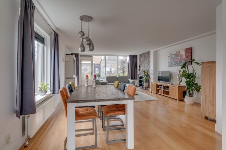 Foto 11 van Loethoelilaan 39