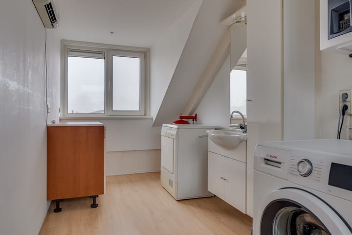 Foto 29 van Loethoelilaan 39