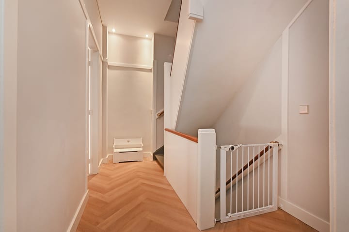 Foto 25 van Van Neckstraat 76