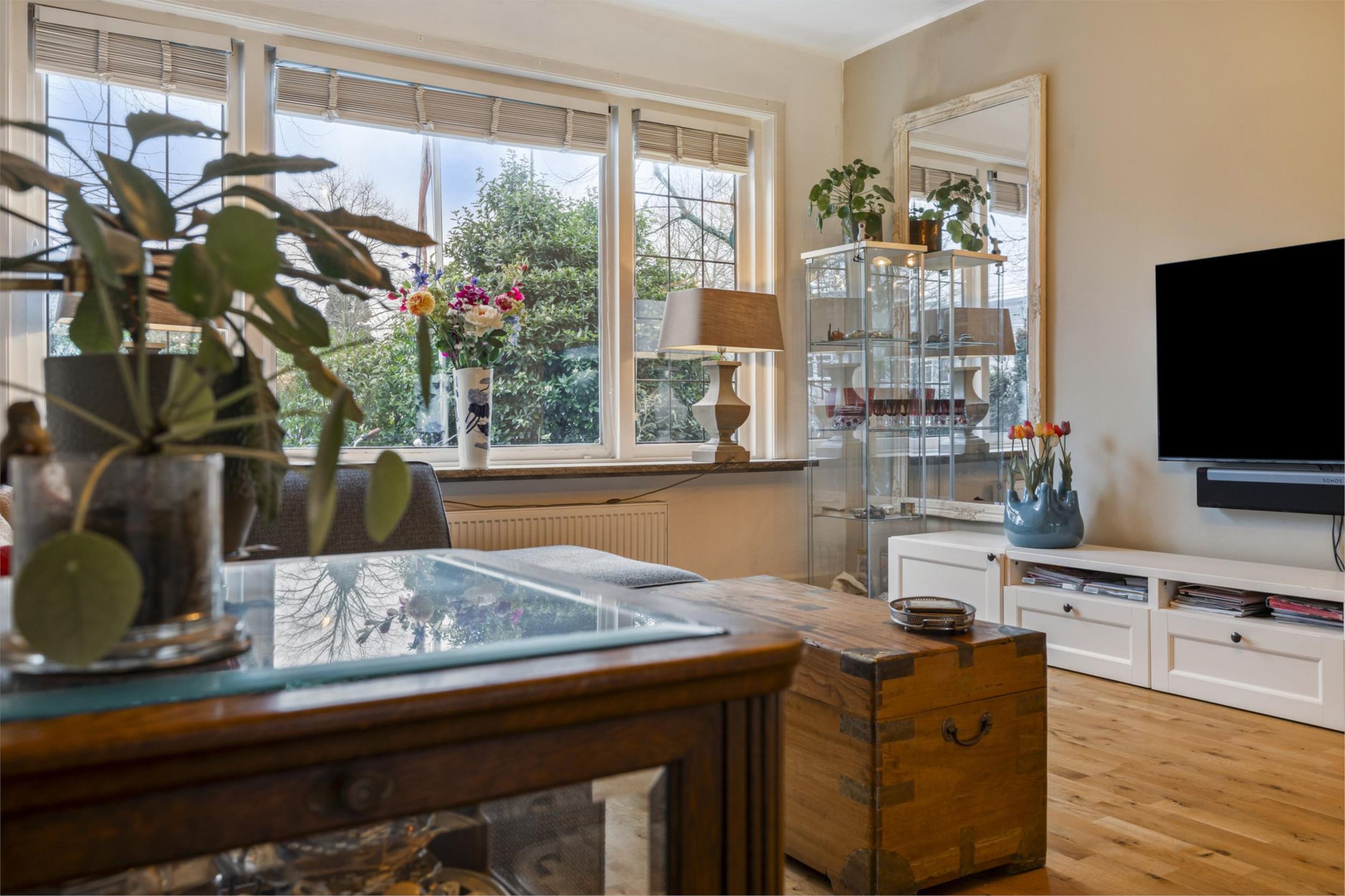 Photo 12 of Van Zuylen van Nijeveltstraat 114