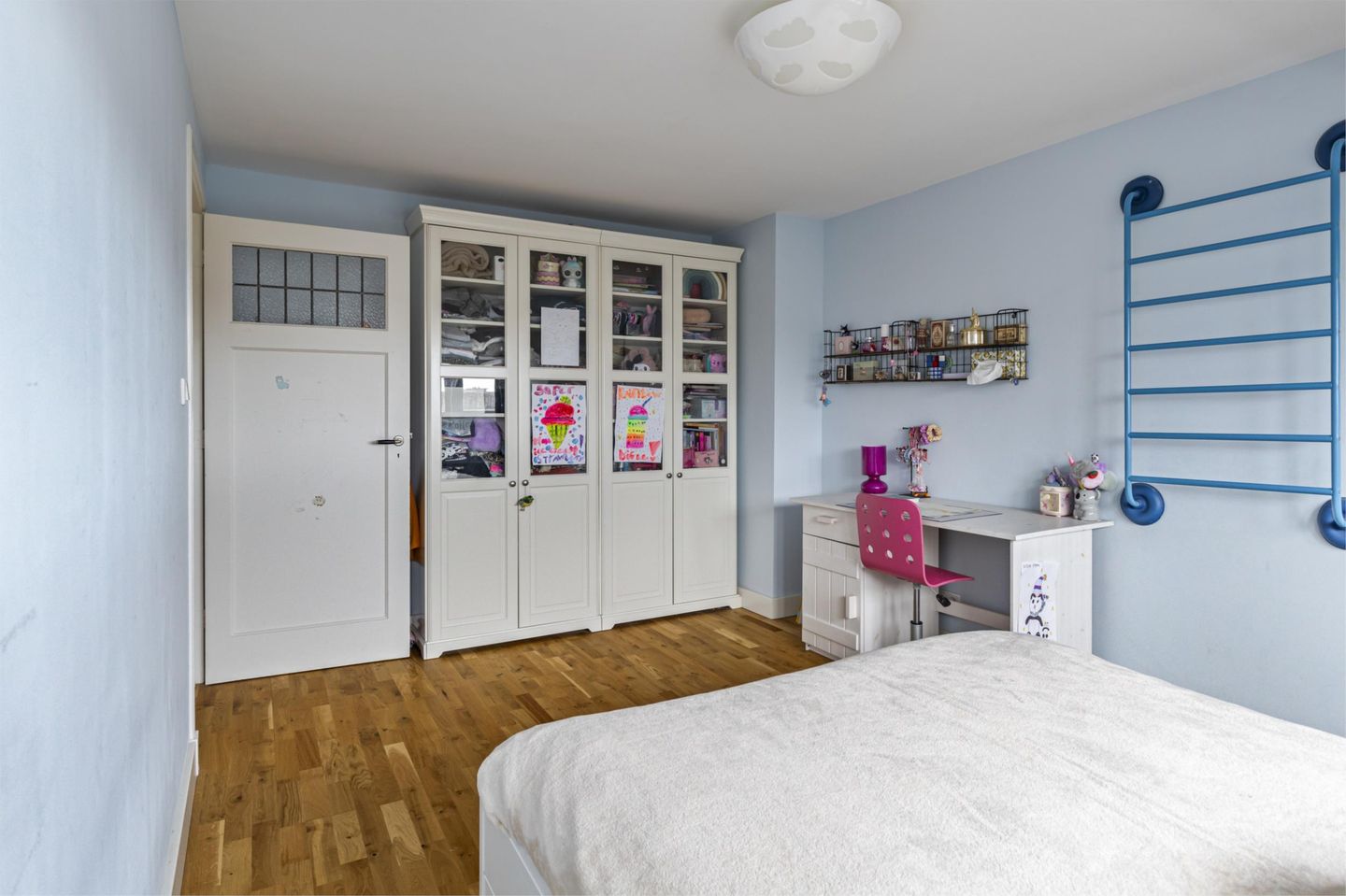 Photo 35 of Van Zuylen van Nijeveltstraat 114