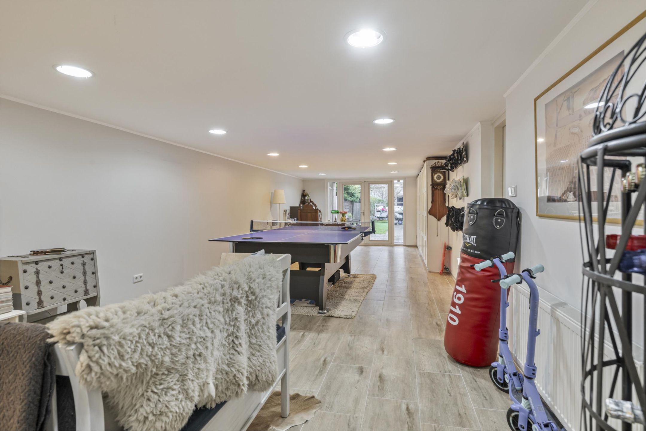 Photo 45 of Van Zuylen van Nijeveltstraat 114