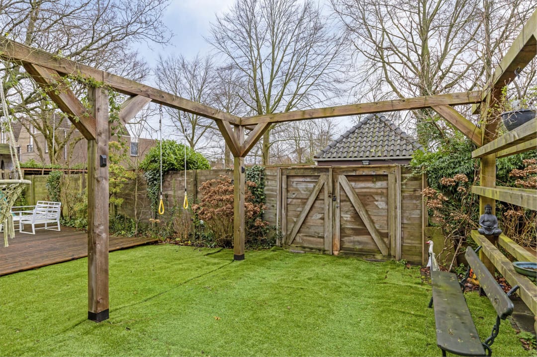 Photo 61 of Van Zuylen van Nijeveltstraat 114