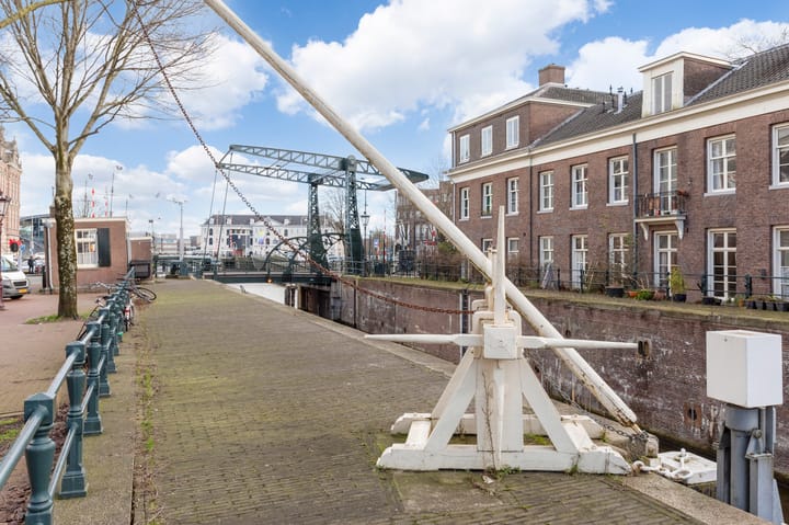 Foto 19 van Rapenburgerplein 77